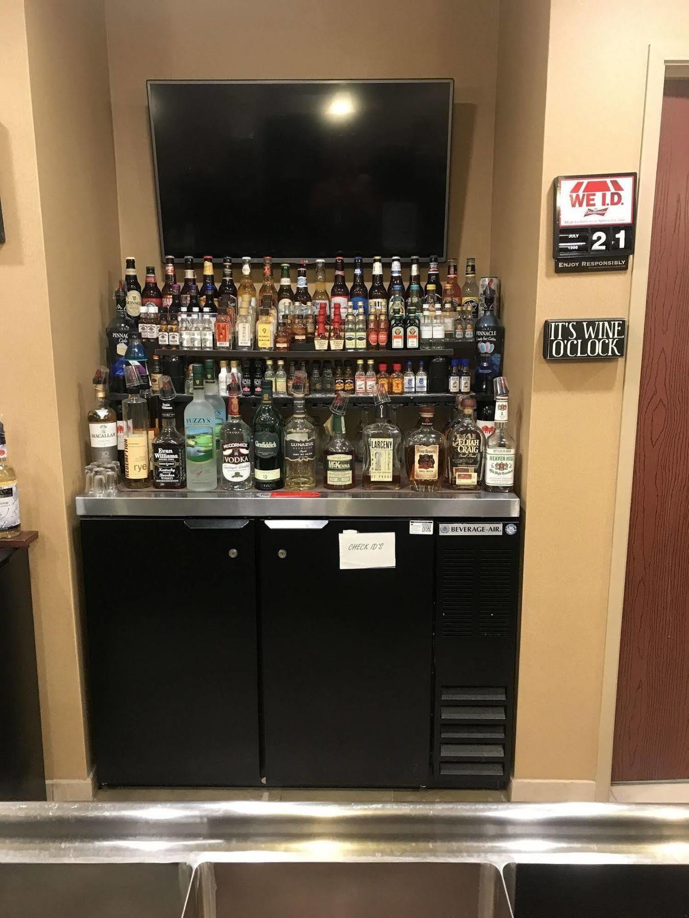 Charlestown Inn - Charlestown 외부 사진